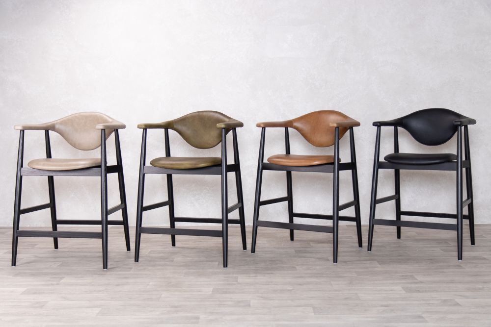 leather-stool